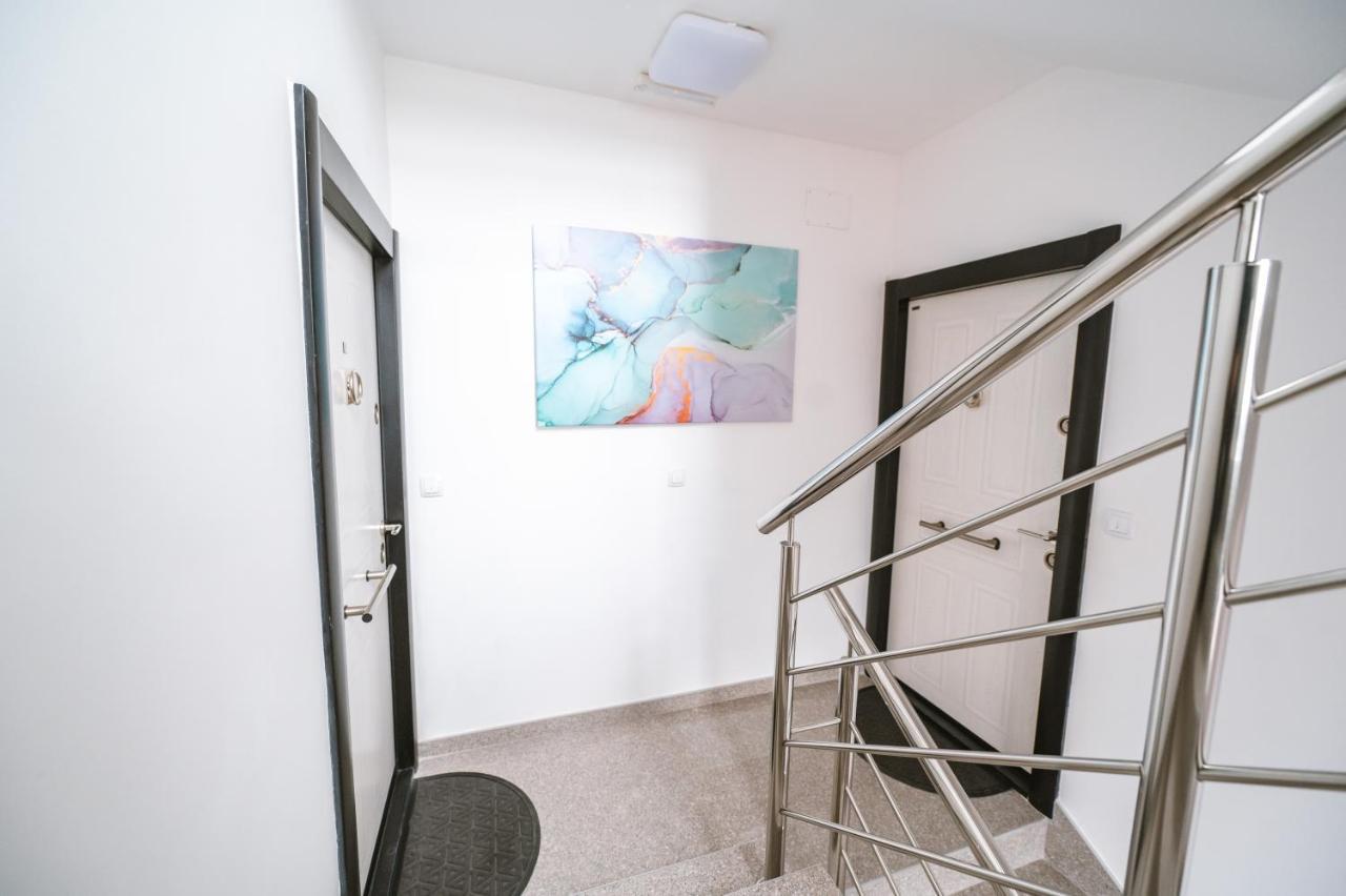 Mikonos Apartman Surčin Esterno foto